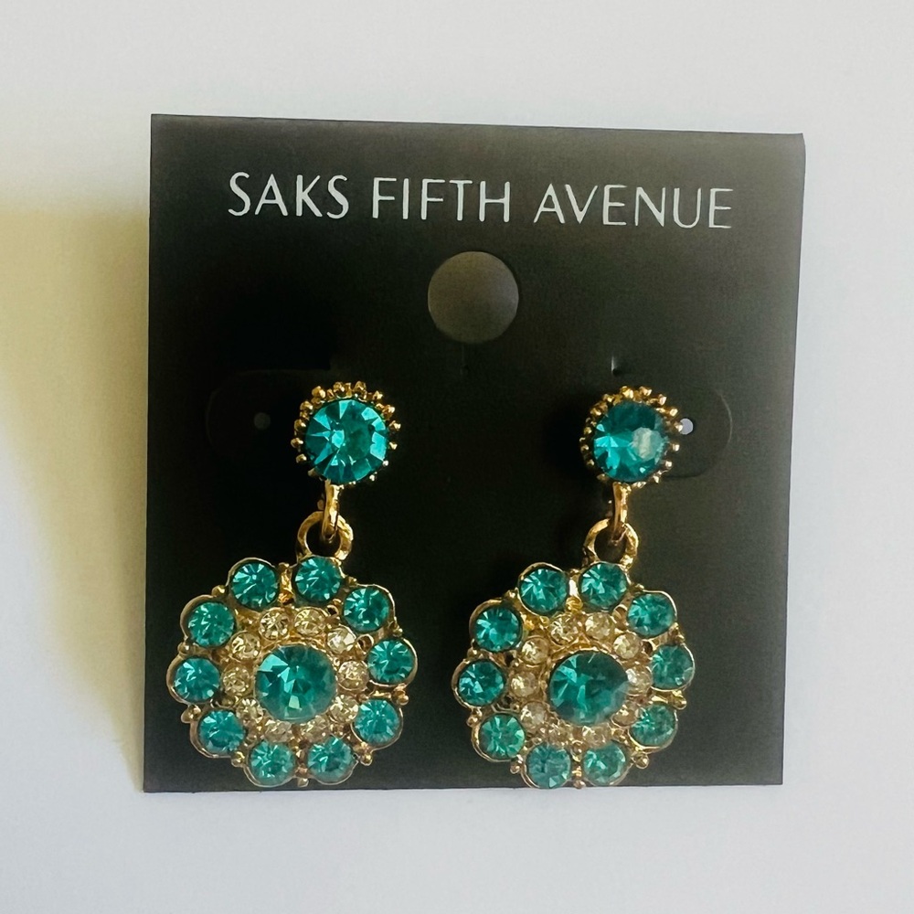 NWT Saks Fifth Avenue Gold Tone and Blue Earrings✨